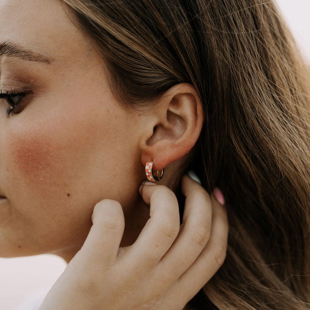 Pink & White Checkered Hoops