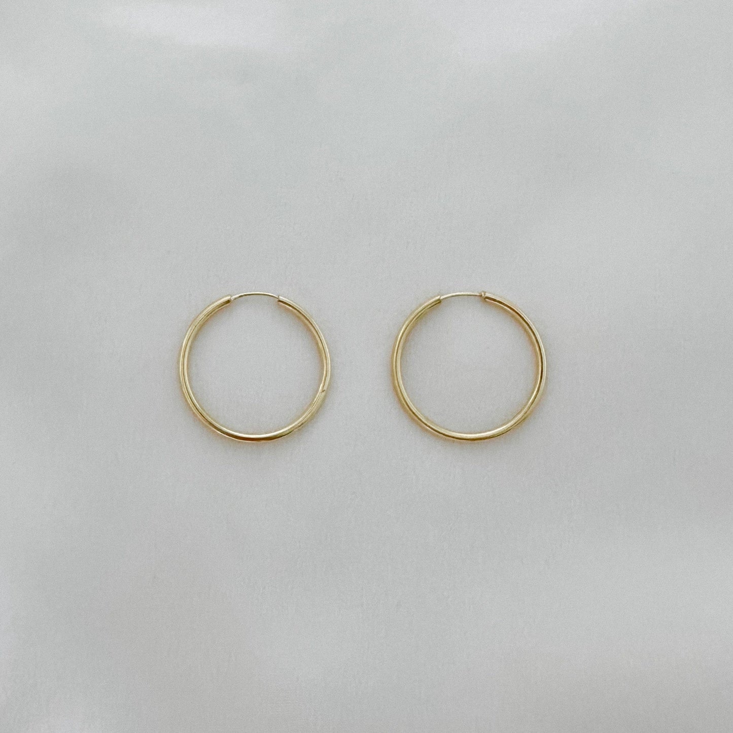 Kye Wire Hoops