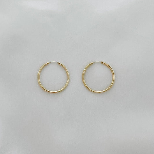 Kye Wire Hoops