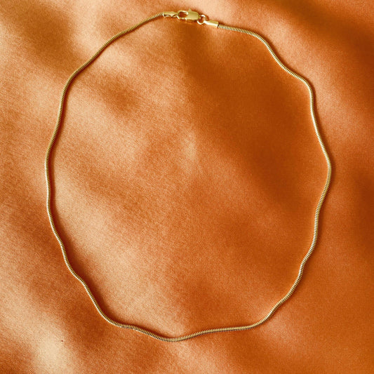 Lily Chain Necklace